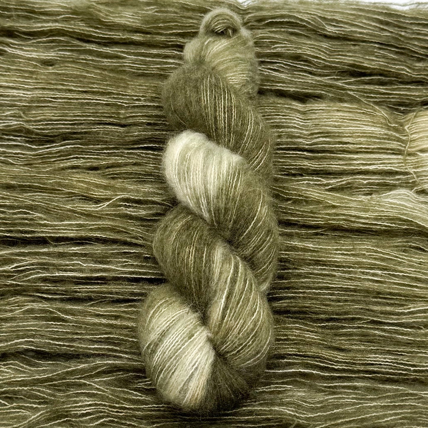 Fluffy Cashmere - Deep within the forest • White Edition - A Knitters World