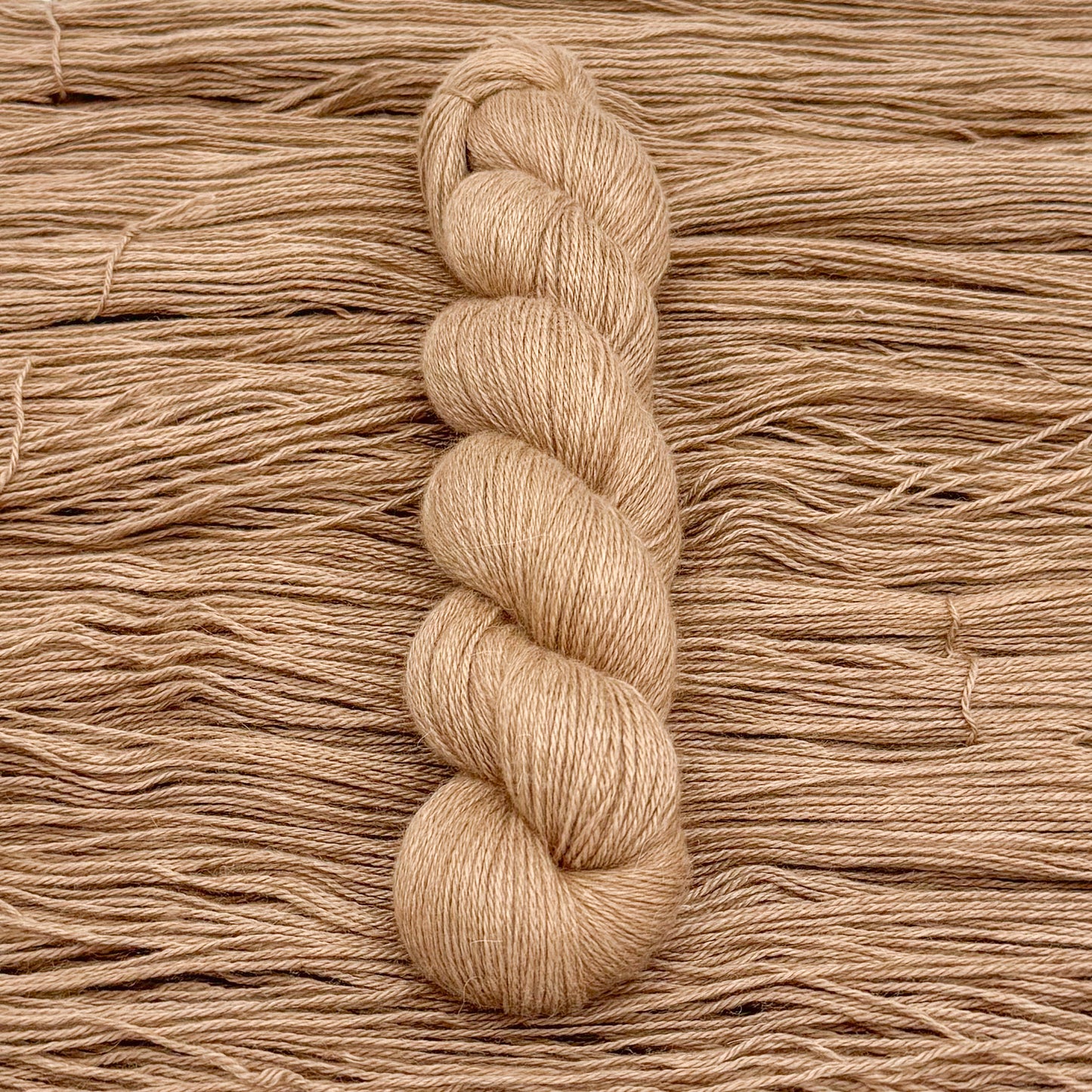 Brun Alpakka/Silke/Cashmere - Ufarvet - A Knitters World