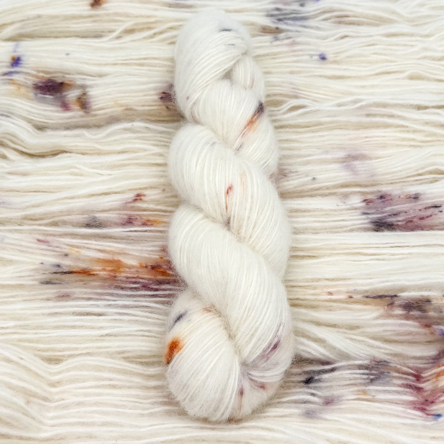 Fluffy Alpakka - Blooming - A Knitters World