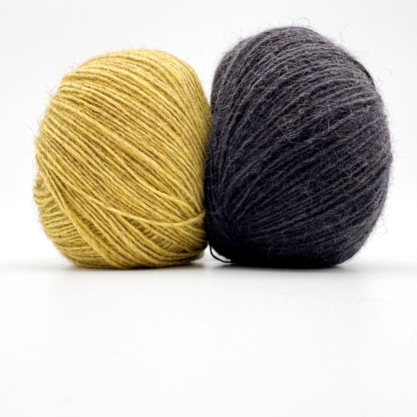 Possum garn i farven Lime Green – AKW Skala A luksusgarn med cashmere og mulberry silke