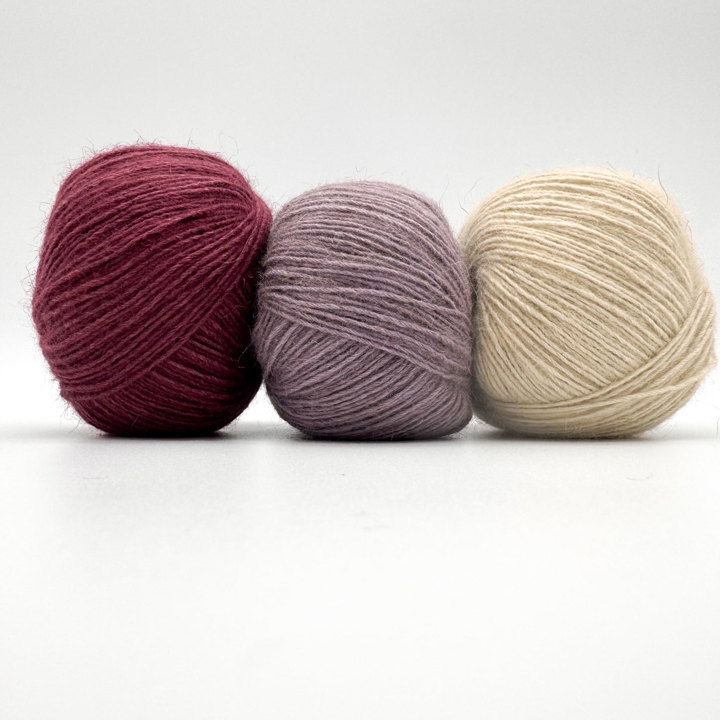 Possum garn i farven Lavender – AKW Skala A luksusgarn med cashmere og mulberry silke